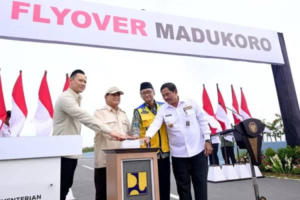 Resmikan Flyover Madukoro Semarang, Prabowo: Uang Rakyat untuk Rakyat