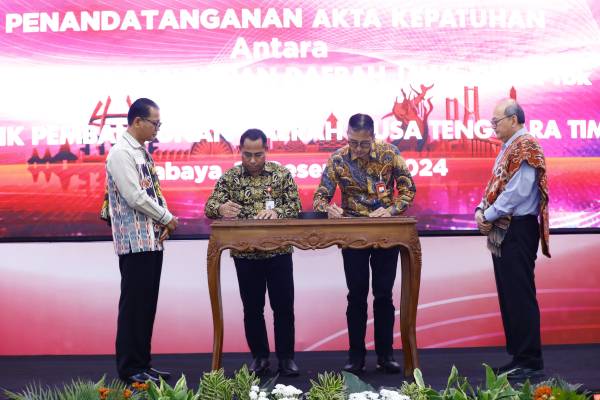 Jalin Kerja Sama Kelompok Usaha, Bank Jatim Tandatangani Perjanjian Shareholder Agreement