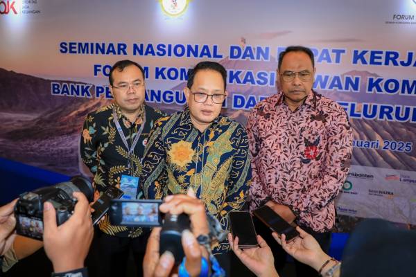 Pemprov Jatim Dorong BPD Beradaptasi di Era Digitalisasi dan Transformasi Ekonomi