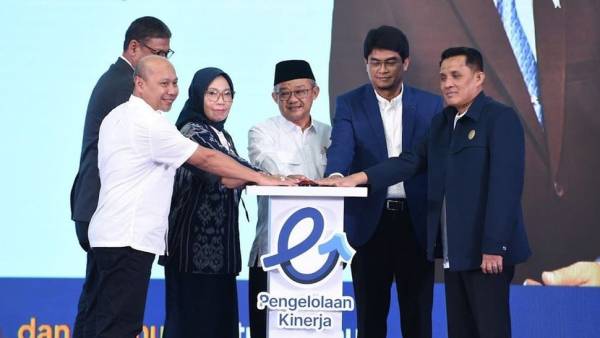 Mendikdasmen Resmikan Pembaruan Sistem Pengelolaan Kinerja Guru Tahun 2025