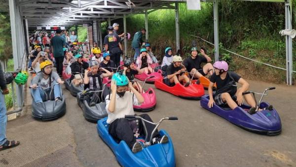 10 Wahana Seru di Noah's Park Lembang