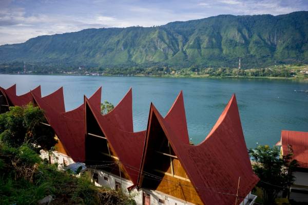 Fakta Ritual Unik di Pulau Samosir