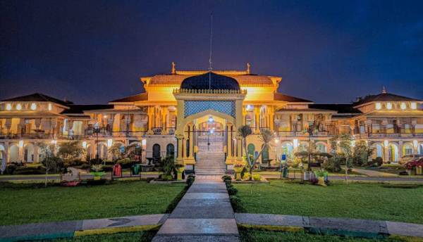 Istana Maimun, Jejak Sejarah dan Keindahan Arsitektur di Medan