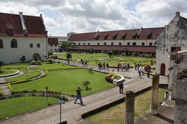 Sejarah Benteng Fort Rotterdam, Warisan Kerajaan Gowa yang Menawan di Kota Makassar